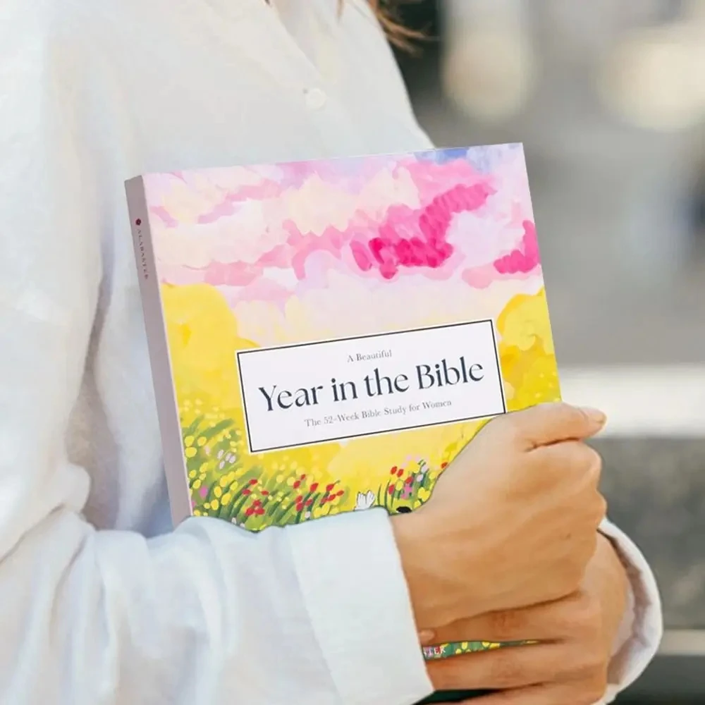 

A Beautiful Year In The Bible: A 52 Weeks Bible Study For Women Bible Study Guide With Suggested Reading Biblical Work PaperBook