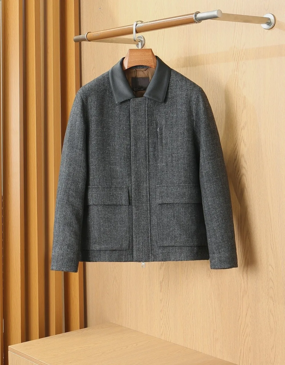 LP Men Winter Down Jacket 2026 New Notch Collar Wool Puffy Simple Large Pocket Warm Outdoor Coat