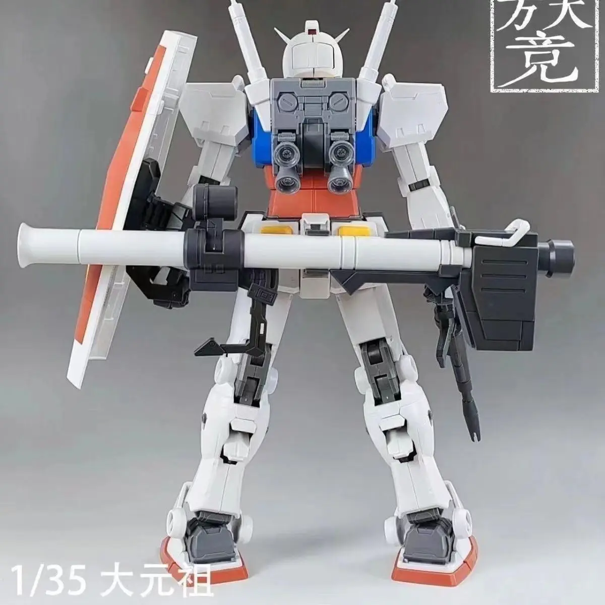 Fangdajing Model 1/35 Rx-78 2 Assembly Model with Led High Quality Collectible Robot Kits Models Kids Gift