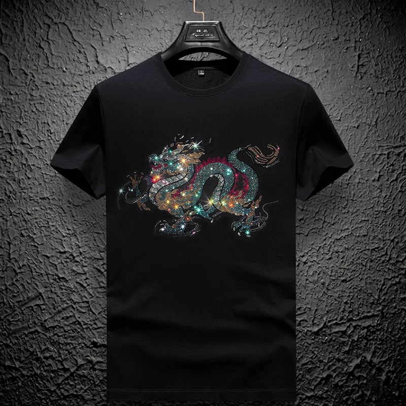 

Oversize 7XL Luxury T Shirt For Men Short Sleeve Crewneck Silky Summer Quality Rhinestone Dragon Elastic Cotton Blends Camisetas