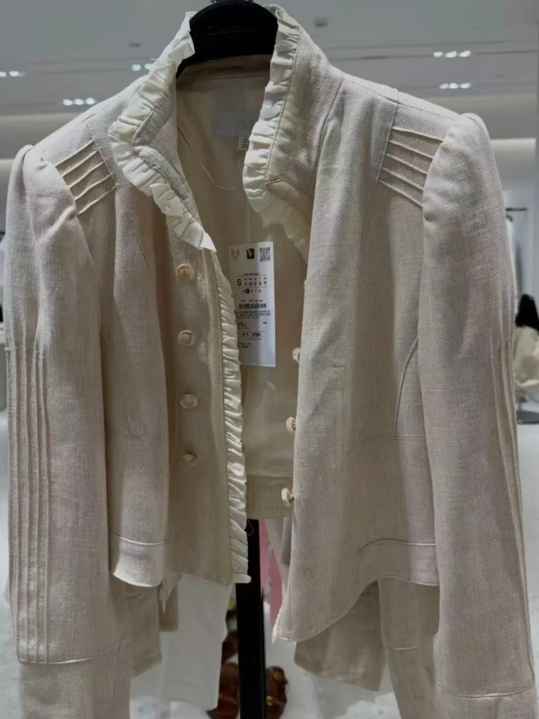 Elegant Short Sleeveless Women's Suit Jacket 2026 Early Autumn New Arrival Layered Decoration Long Sleeve Court Style Fashion