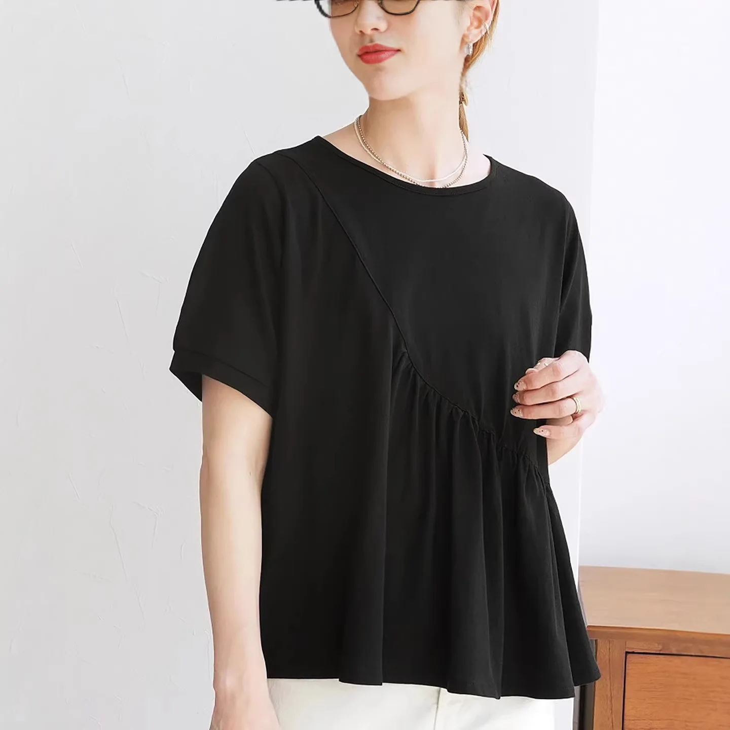 Japan's 2026 Summer New Style Pure Cotton Loose Pleated Patchwork T-Shirt, Skin-Friendly, Breathable, Stylish Top