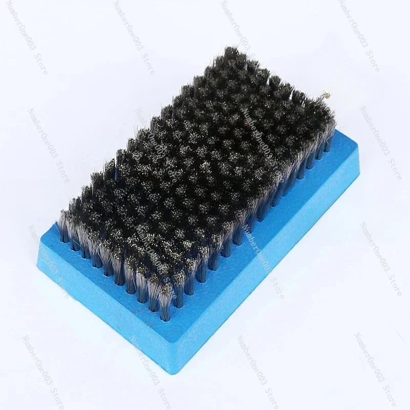 

Brush Plastic Handle Steel Wire Brush Wallpaper Printing Anilox Roll Cleaning 0.076 Wire Diameter Corrosion and Resistance