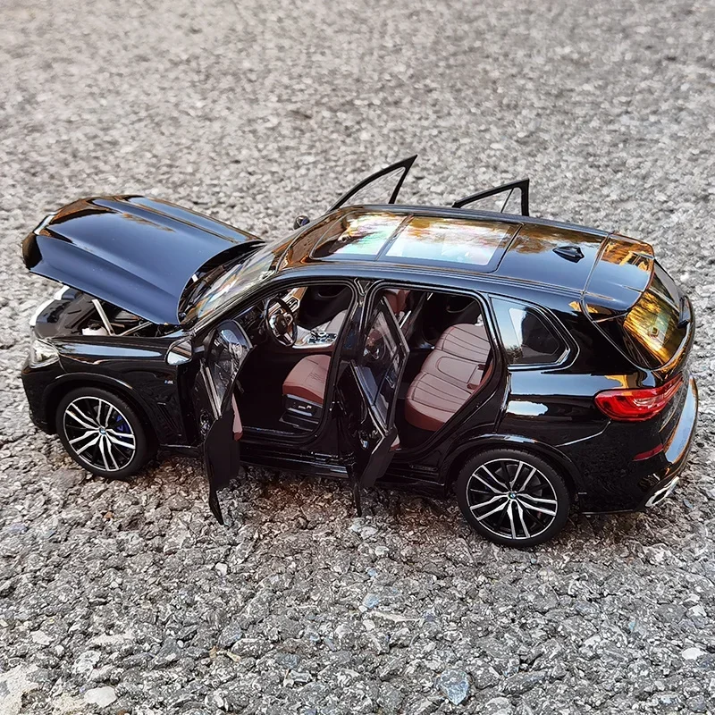 1:18 2019 BMW X5 BMW G05 SUV diecast alloy simulation model, children\'s collection of decorative toys, holiday gifts for friends