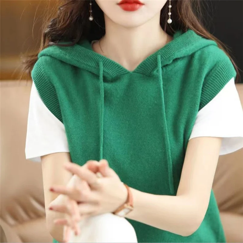 New Autumn Winter Women\'s Casual Sleeveless Streetwear Soft Hooded Knitted Sweater Vest Loose Solid Pullover All-match Waistcoat