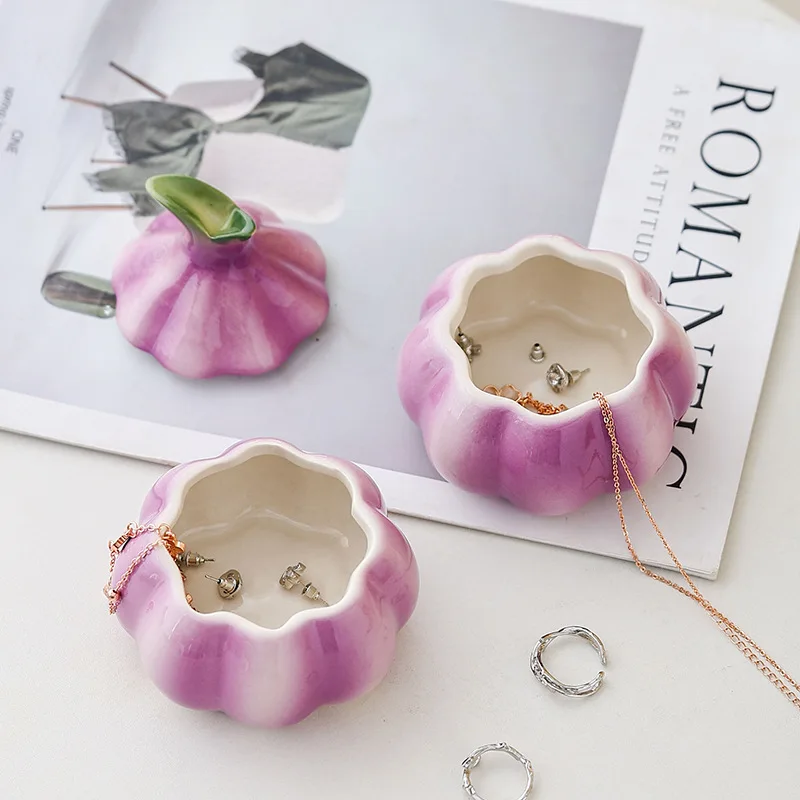 

Onion Ceramic Jewelry Box High-end Creative Gift Pearl Necklace Ring Dressing Table Storage Jar with Lid Candle Food Container