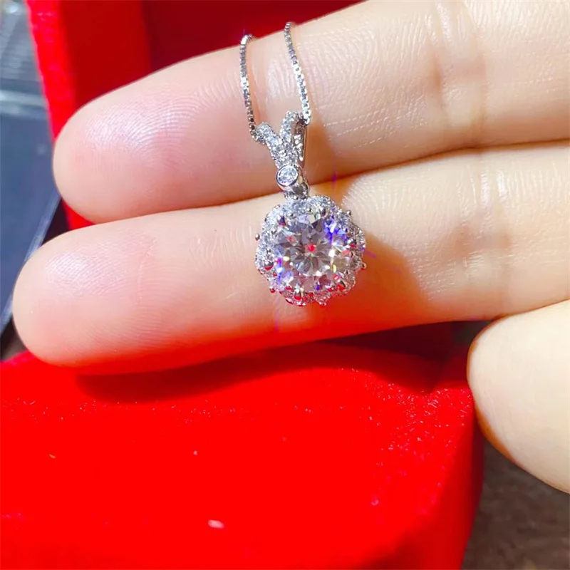 플래티넘 D 컬러 등급 모이사나이트 아이샤 목걸이 라이트 럭셔리 틈새 쇄골 체인