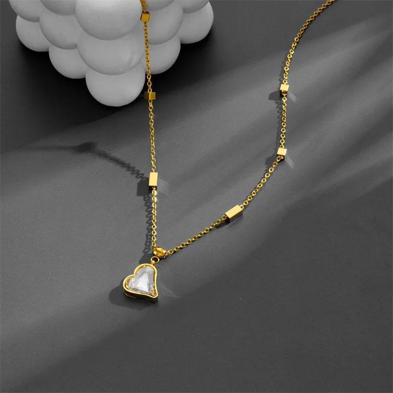 Fashion Crystal Heart Stainless Steel Necklace 18K Gold Plated Waterproof Non-Tarnish Jewelry for Women Girlfriend Mother Sister