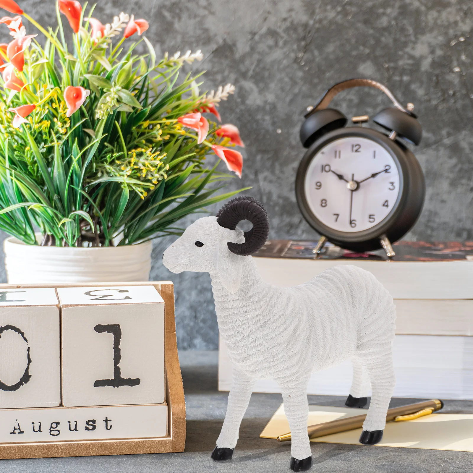 

Декоративная фигурка козла из смолы, реалистичное украшение в виде животного для сада, двора, микроландшафта, декора рабочего стола, аксессуар для оформления