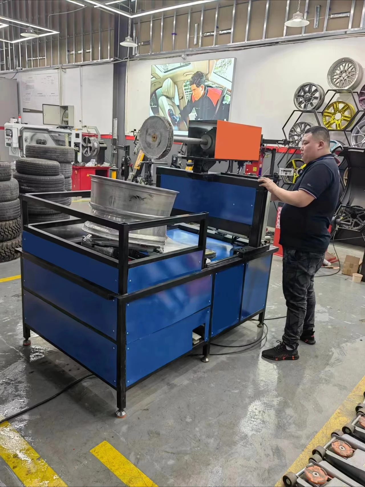 Customizable Portable Stainless Steel Wheel Polishing Machine with 5.5kW Motor Gear & Bearing for Mirror Surface Grinding