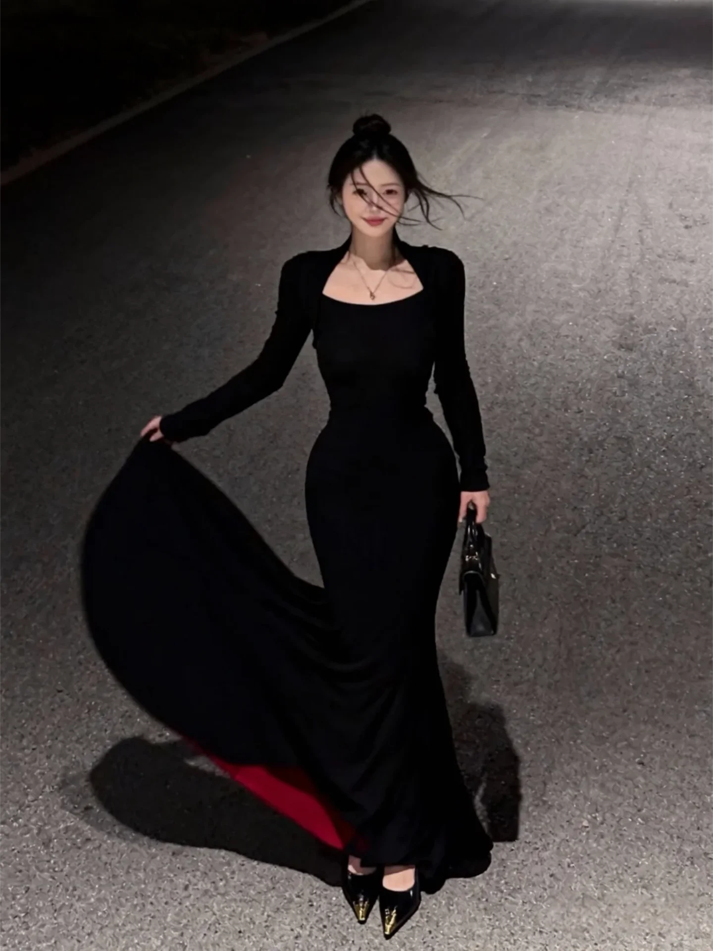 

Elegant Korean Style Long Dress Women's Fashionable Ladylike Skirt V-neck A-line Silhouette Winter Season Ladies' Dress