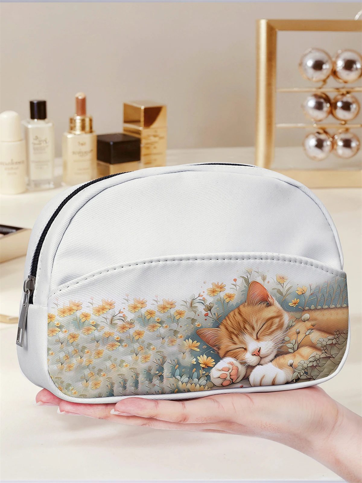 Cute cat pattern printed makeup bag, multi pocket design, portable toiletry bag, lightweight, suitable for travel and outings
