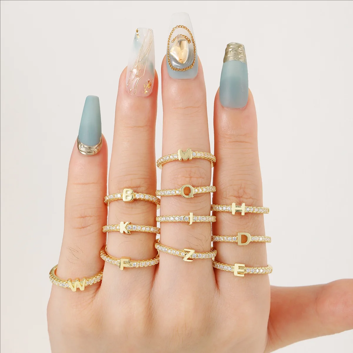 

Персонализированное кольцо с цирконом с 26 английскими буквами, регулируемое начальное кольцо, подходящее для мужчин и женщин, подарок на годовщину, Рождественский подарок