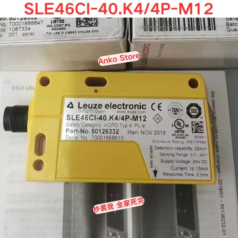 Brand-new  Original SLE46CI-40.K4/4P-M12 photoelectric switch