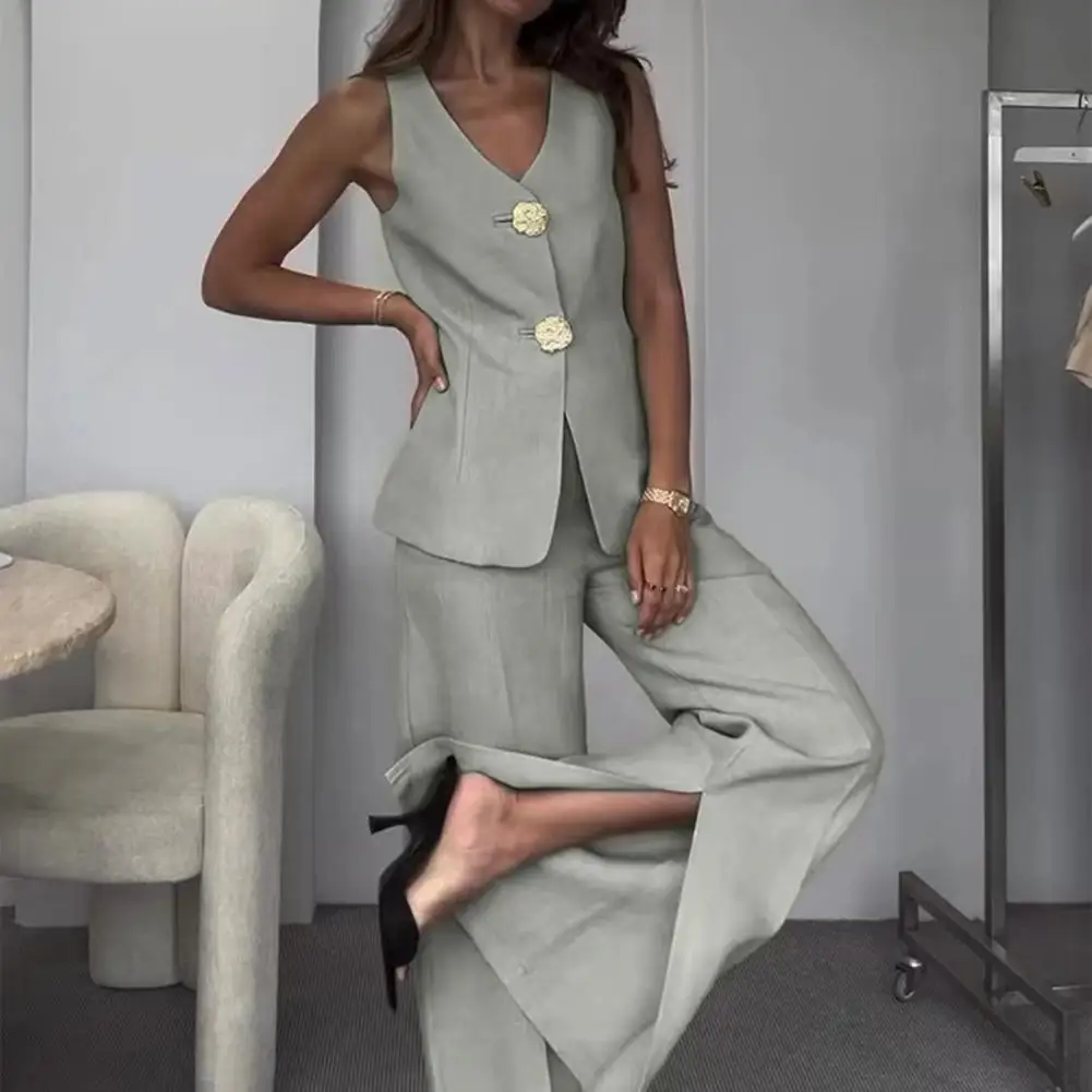 Comfortable Polyester Suit Chic Women's V-neck Sleeveless Top Wide Leg Pants Two-piece Set for Work Play Women Polyester Suit