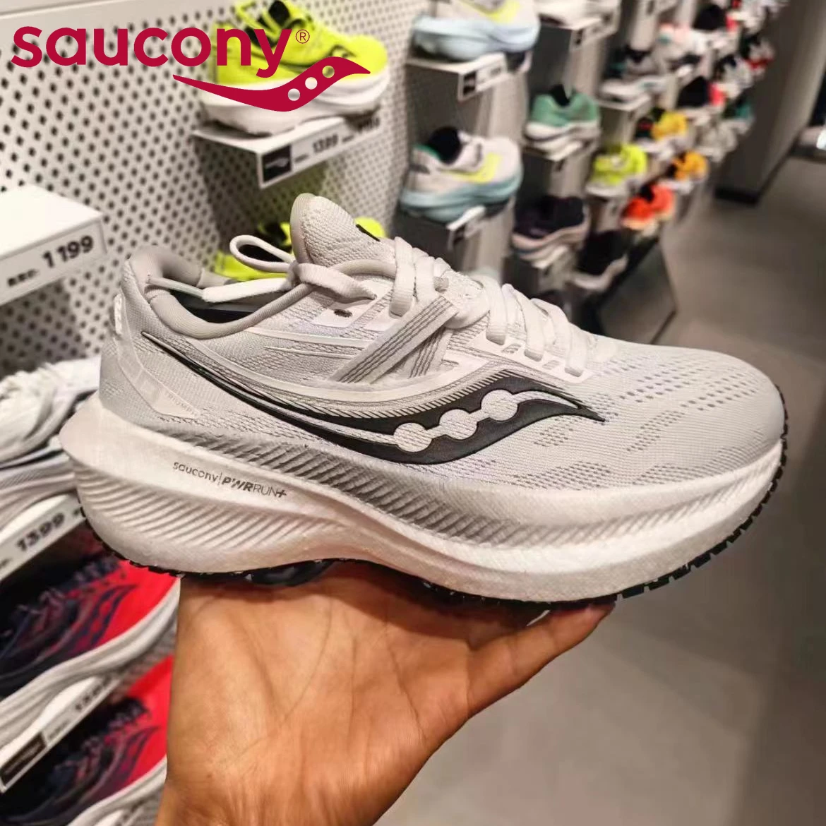 2023 Saucony Victory 20 Cushioning Rebound Running Shoes Men's and Women's Shoes Light Soft Bottom Running Shoes Sneakers