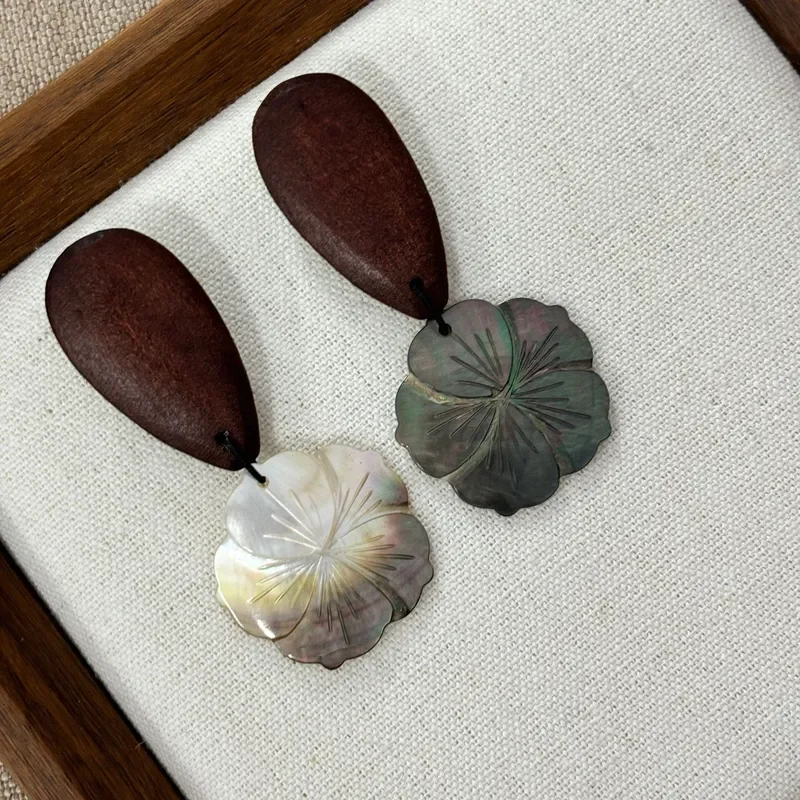 new-chinese-black-butterfly-shell-carved-flower-earrings-retro-solid-wood-earrings-natural-shell-flower-literary-national
