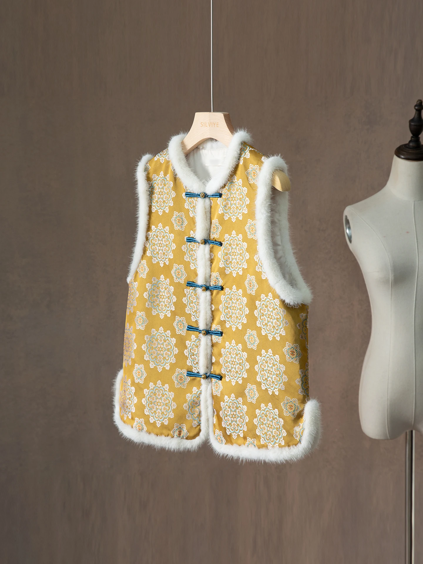 

Женский жилет-топ из китайского шелка с воротником из соболиного меха и вышивкой в стиле Сон Цзинь, национальный стиль, верхняя одежда