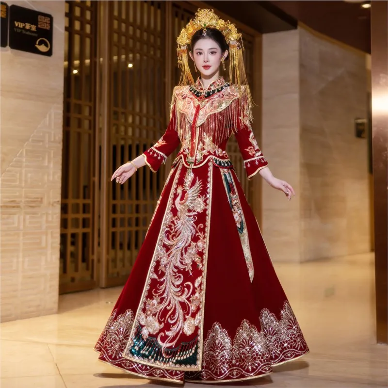 

New slim-fitting wedding dress for brides Chinese-style gowns dragon and phoenix