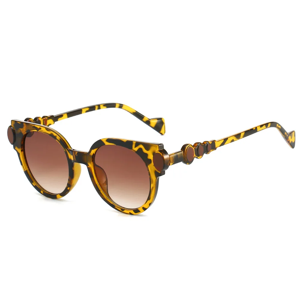 

2025 New Women Cat Eye Girls Sunglasses Fashion Trendy Office INS Hot proof Blue Light Glasses Party Eye Protection