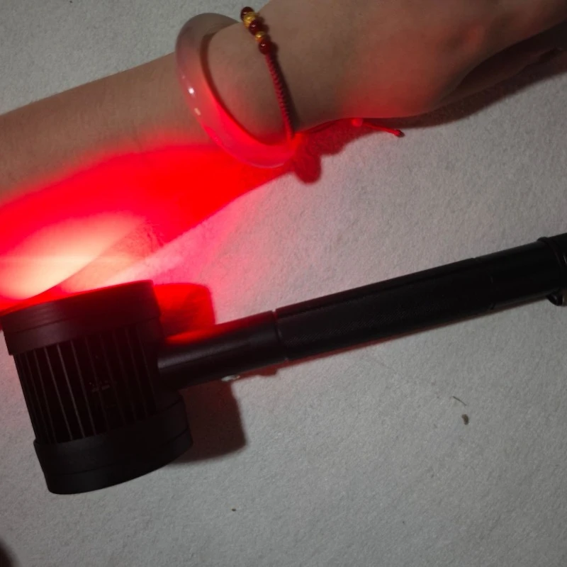 

Portable Laser Pain Relief Instrument 650nm 808nm High Penetration for Shoulder/Knee/Foot Therapy