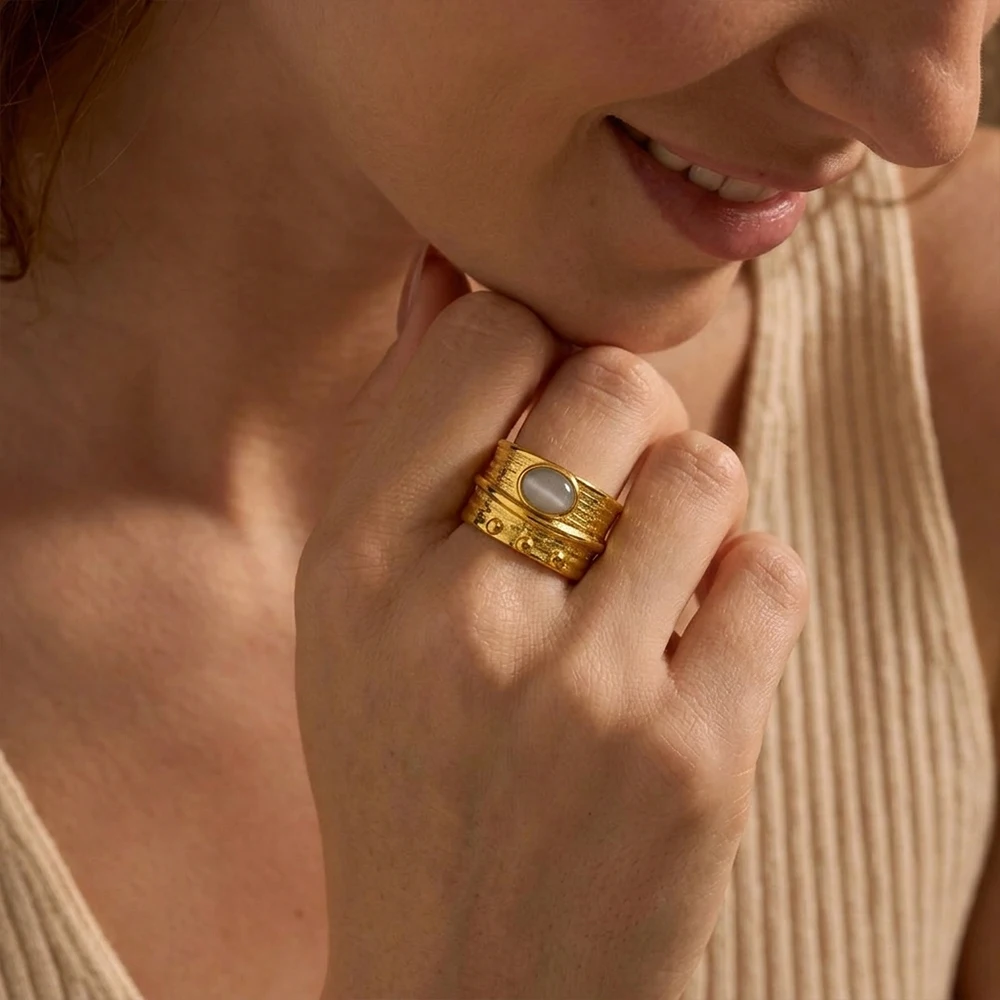 La. Muses Mixed Color Lines Cat Eye Stone Stainless Steel Women's Ring PVD Gold Plated Fashion Jewelry Accessories