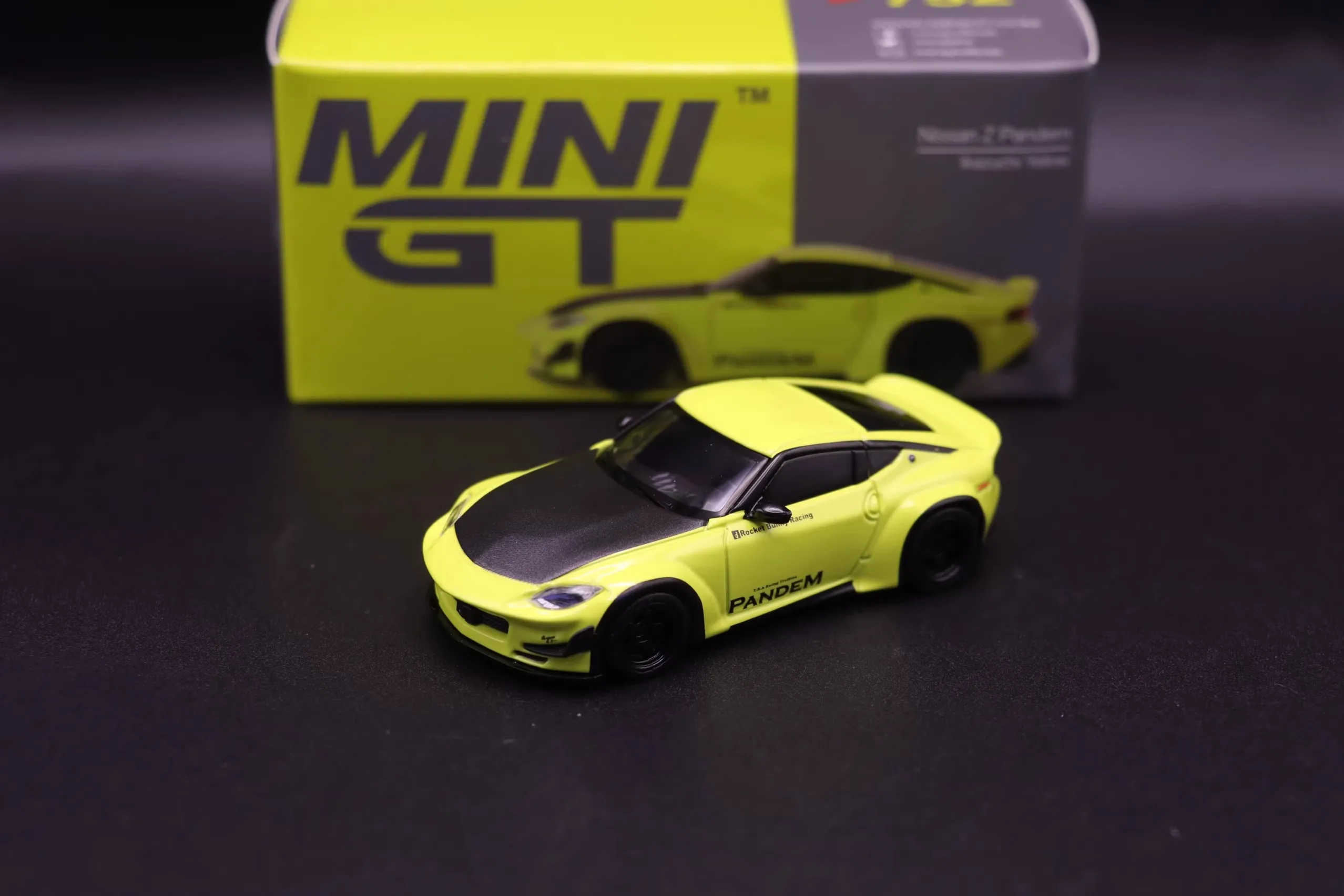

Коллекционная модель автомобиля MINIGT TSM 1:64 752 Z, сувенирная литая модель для взрослых