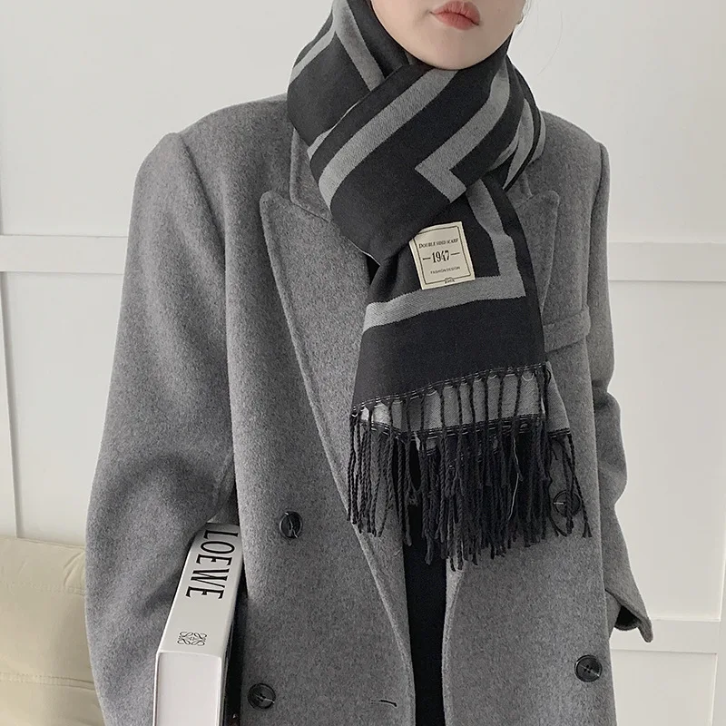 

Autumn Winter2022New Geometric Pattern Cashmere like Women's Scarf Fashion Tassel Scarf Thickened and Warm with Cold proof Shawl