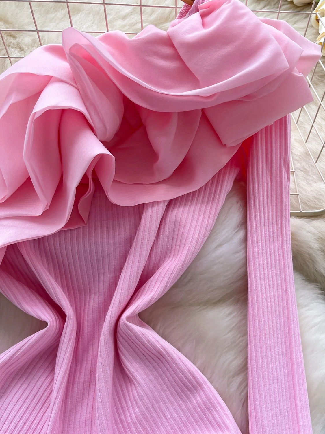 Foamlina em camadas plissado mini bodycon vestido feminino nova moda retalhos gola diagonal um ombro manga longa festa mini vestido