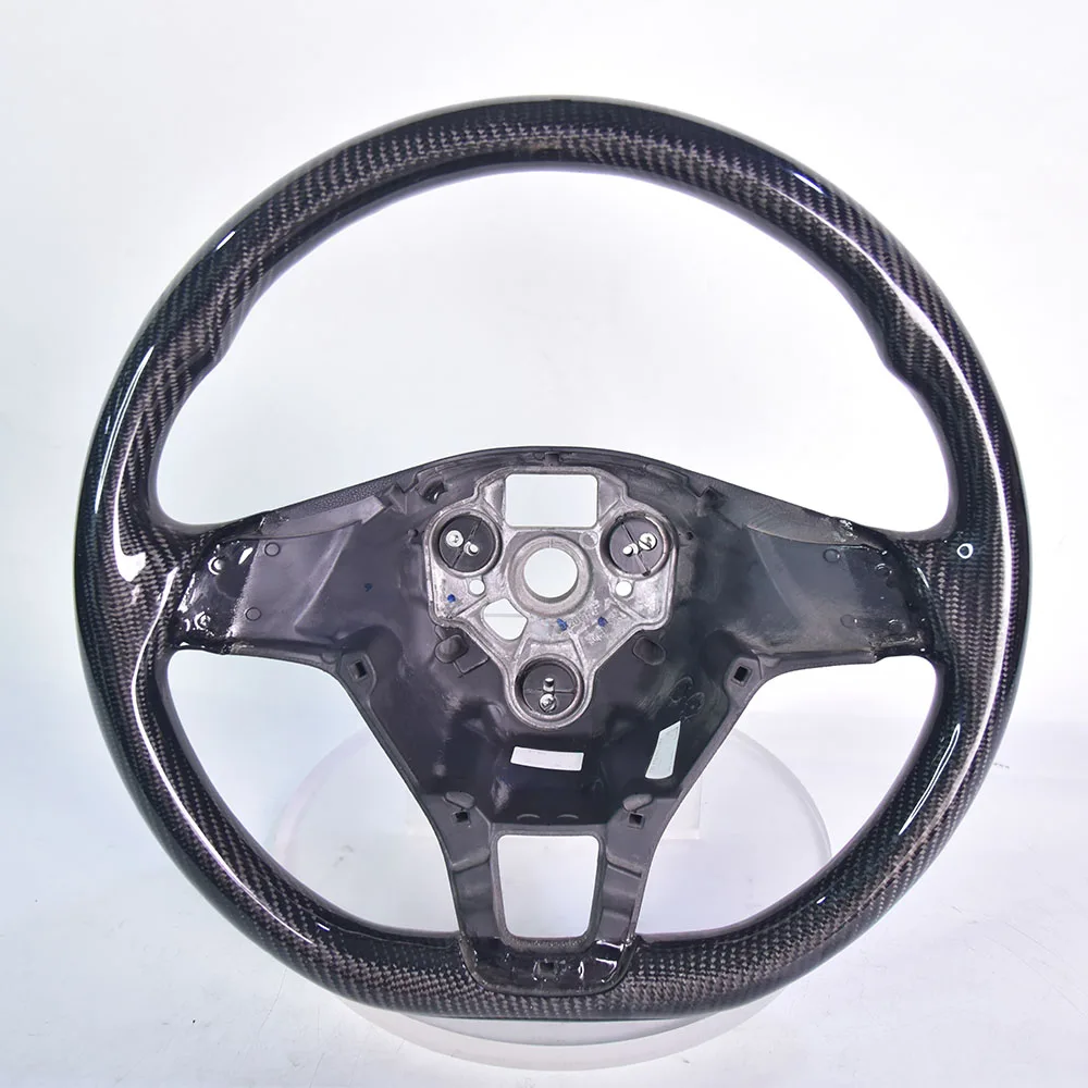 

Спортивный руль из карбона для Volkswagen Jetta