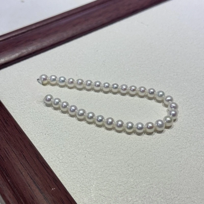 

5-6mm Natural Pearl Round White Bright AK Extremely Strong Light Finished Bracelet High Gloss Bright