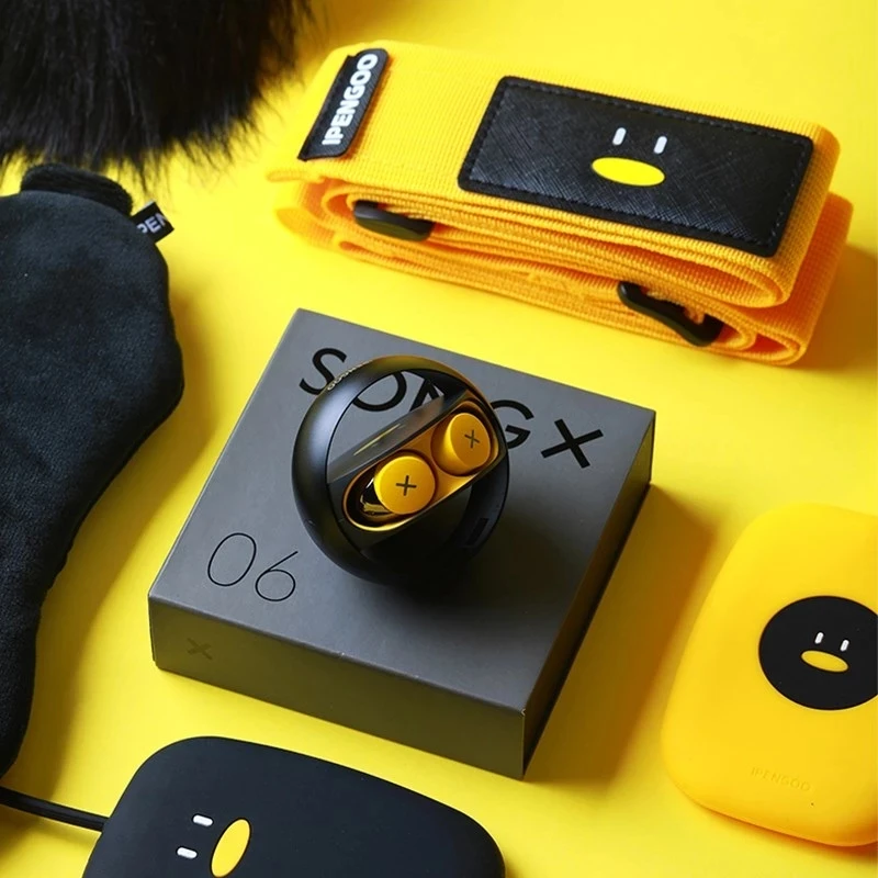 

Headsets, Bluetooth wireless headsets, wired sports headsets, noise cancelling for gamers and microphone headsets