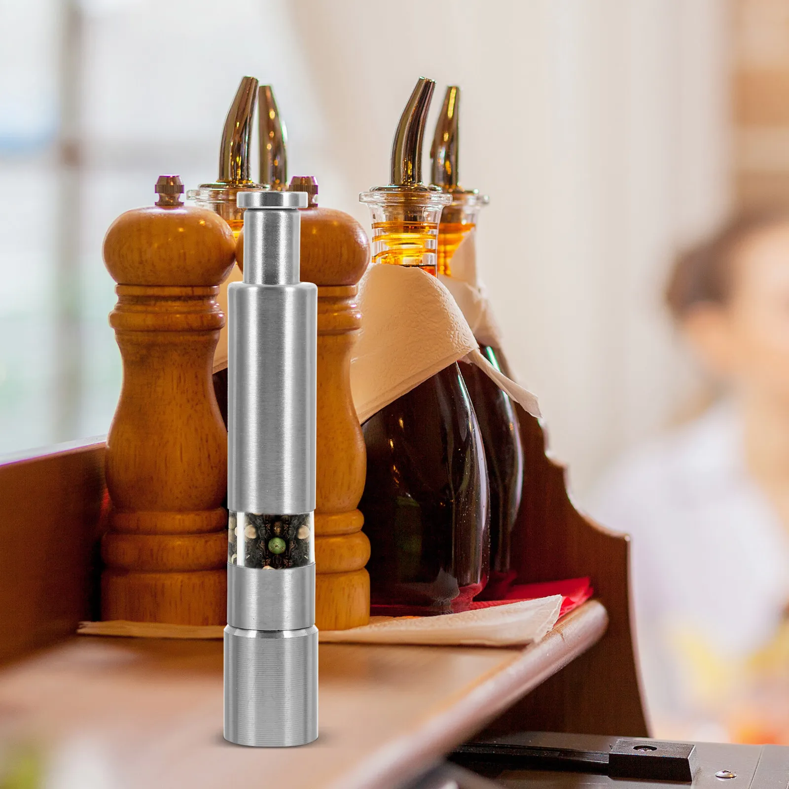 1Pcs Premium Stainless Steel Manual Pepper Mill with Ceramic Grinding Core for Fresh Pepper Cumin Pills Home Kitchen