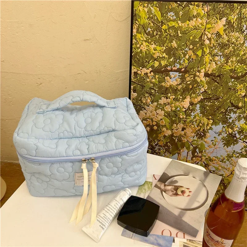 Flower Women\'s Cosmetic Bag Portable Ladies Makeup Purse Travel Storage Bags Large Capacity Quilted Cotton Tote Handbags