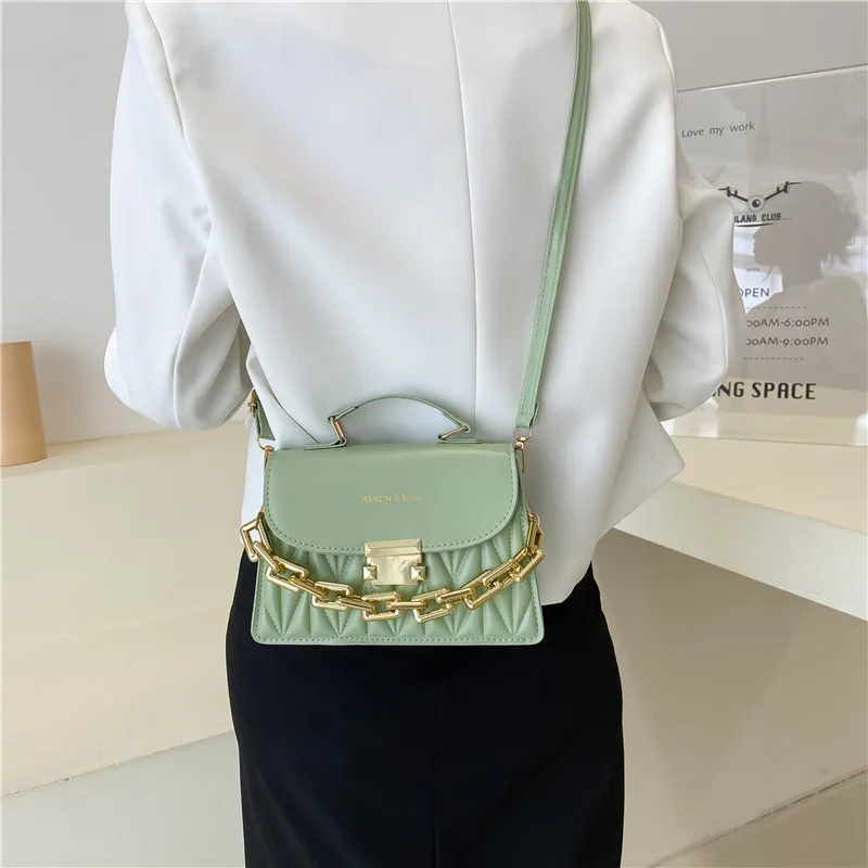 Women Textured Bag 2023 New Korean Girl Fashion Messenger Bag Chain Shoulder Small Square Bag Luxury Brand Handbags Tote Bag