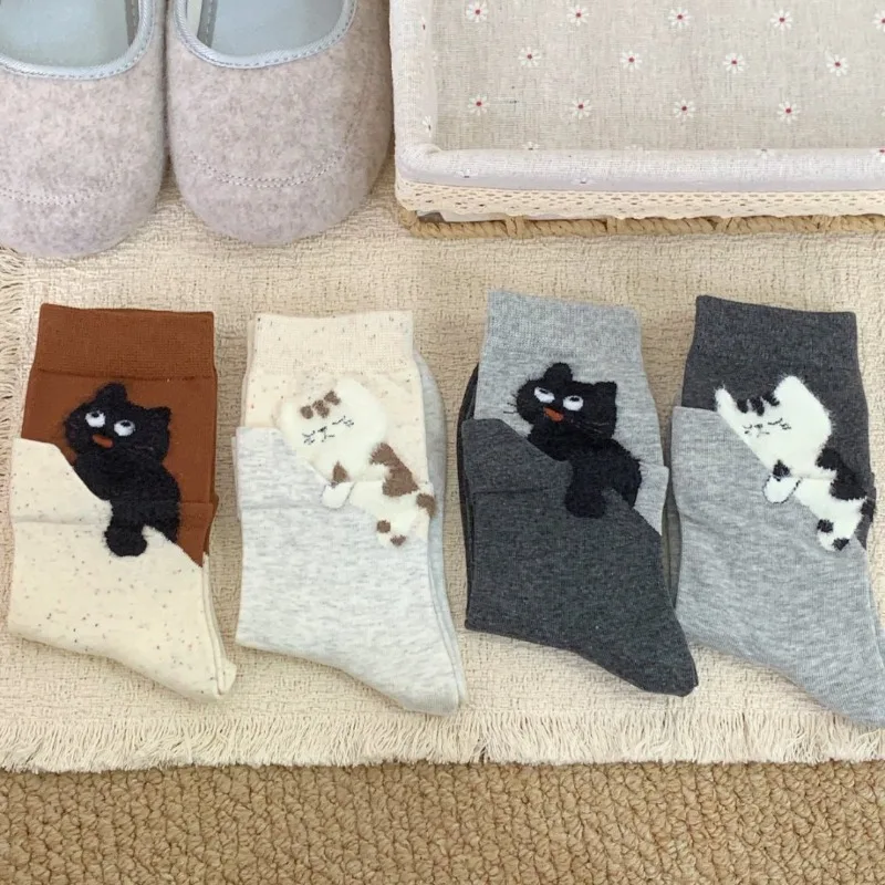 4 Pairs Cat Printed women Mid Tube Socks Soft Comfortable Sweat Absorbing Breathable Casual Comfortable women Socks