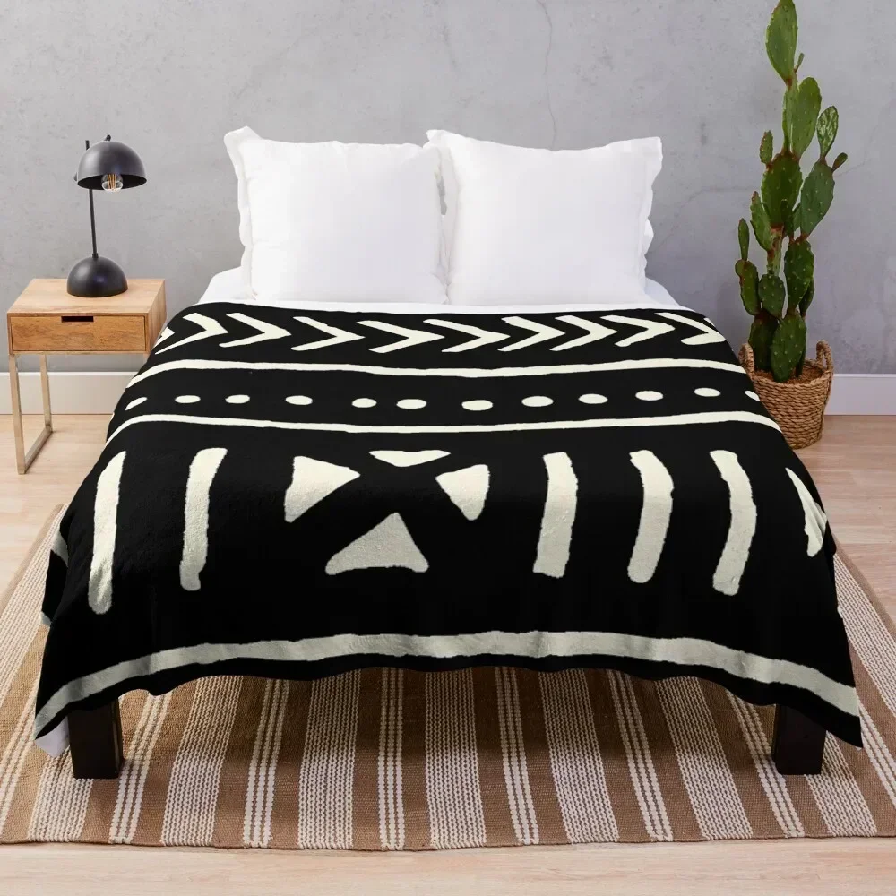 

african mud cloth black and white Throw Blanket Luxury Flannel Fabric Blankets Thermal Decorative Throw Baby Blankets