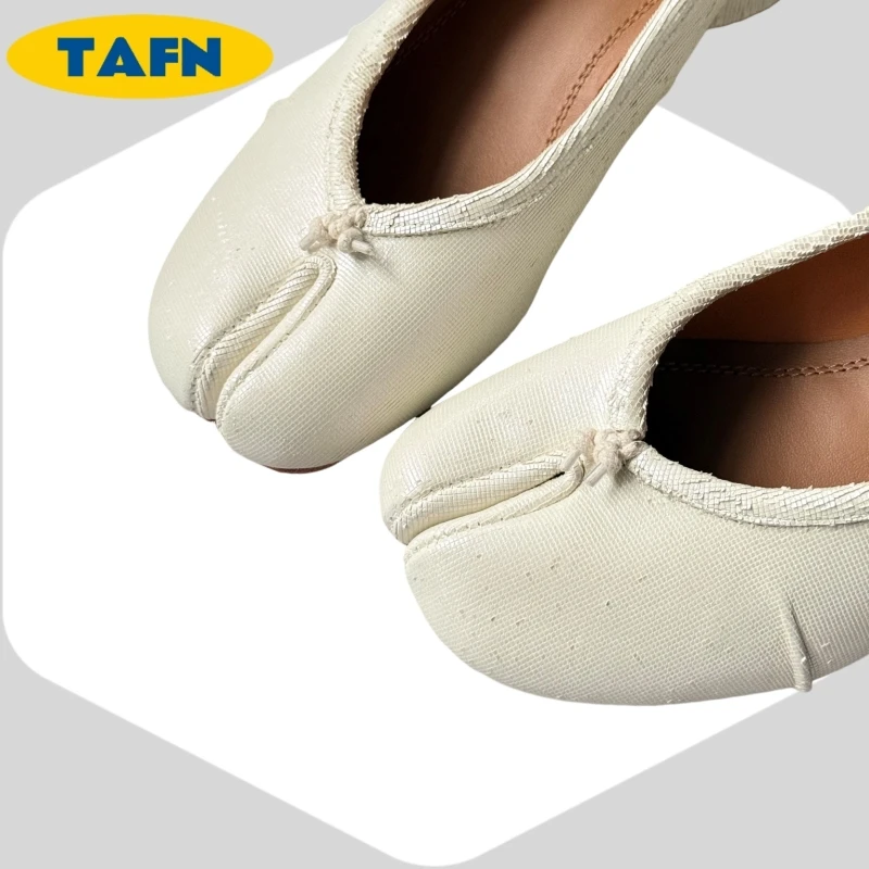 Flat Bottom, Beautiful, Trendy and Comfortable Advanced Texture Breathable Ballet Flats for Spring and Summer AF310