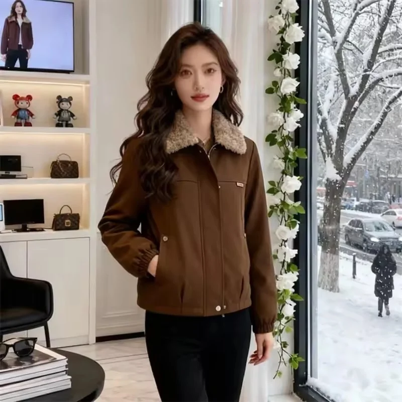 Plus Giacca moda imbottita in velluto Donna Inverno Nuovo Parka Cappotto imbottito in cotone caldo stile occidentale Collo in pelliccia grande Capispalla femminile