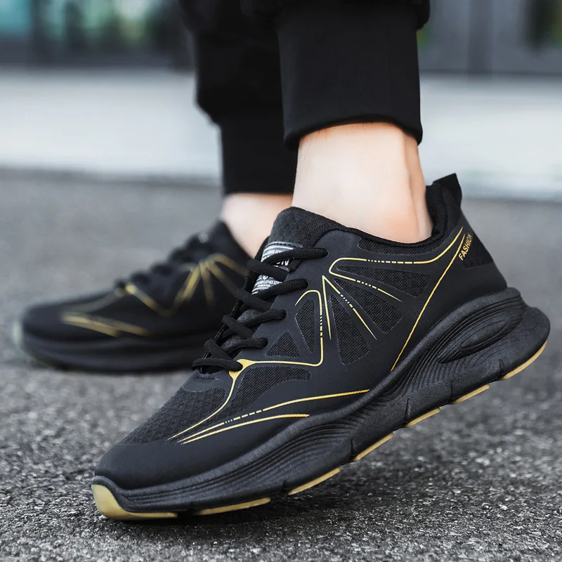 Men's sports shoes 2026 mesh breathable comfortable running shoes thick soled casual shoes
