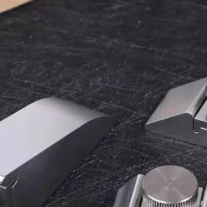 

Прочная стойка для наждачной бумаги из алюминиевого сплава, шлифовальный зажим, внутренняя угловая плоскость, полировка, ручная наждачная бумага, шлифовальная машина для кожаных кромок