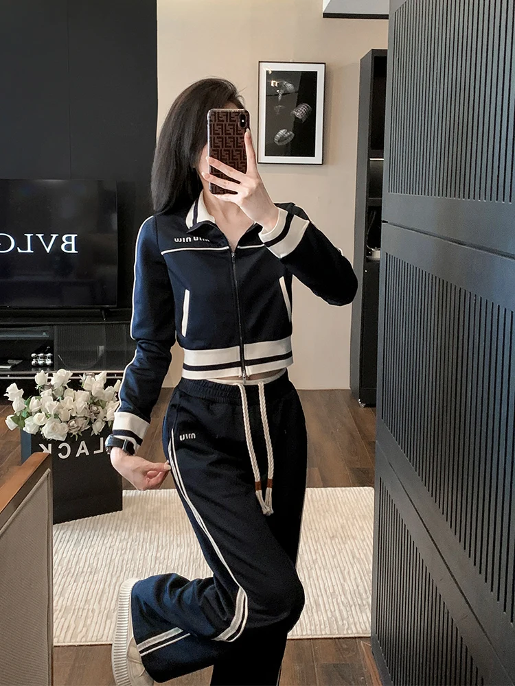 Korean Version White Sports and Casual Set Women\'s Autumn 2023 New Slim Standing Neck Zipper Top Wide Leg Pants Two Piece Set2XL