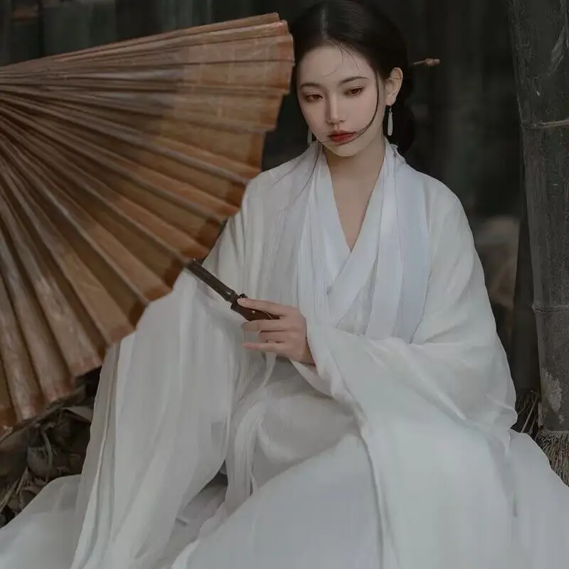 فستان Hanfu الأبيض للنساء ، Hanfu الصينية القديمة ، زي تأثيري هالوين خرافية الإناث ، فستان الصيف