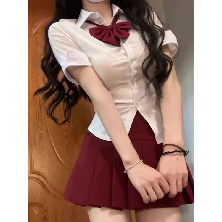 Camicia Jk bianca a vita sottile giapponese Kawaii da donna + Y2k Gonne a trapezio a pieghe casual dolce vintage 2025 Estate Nuovi set di due pezzi