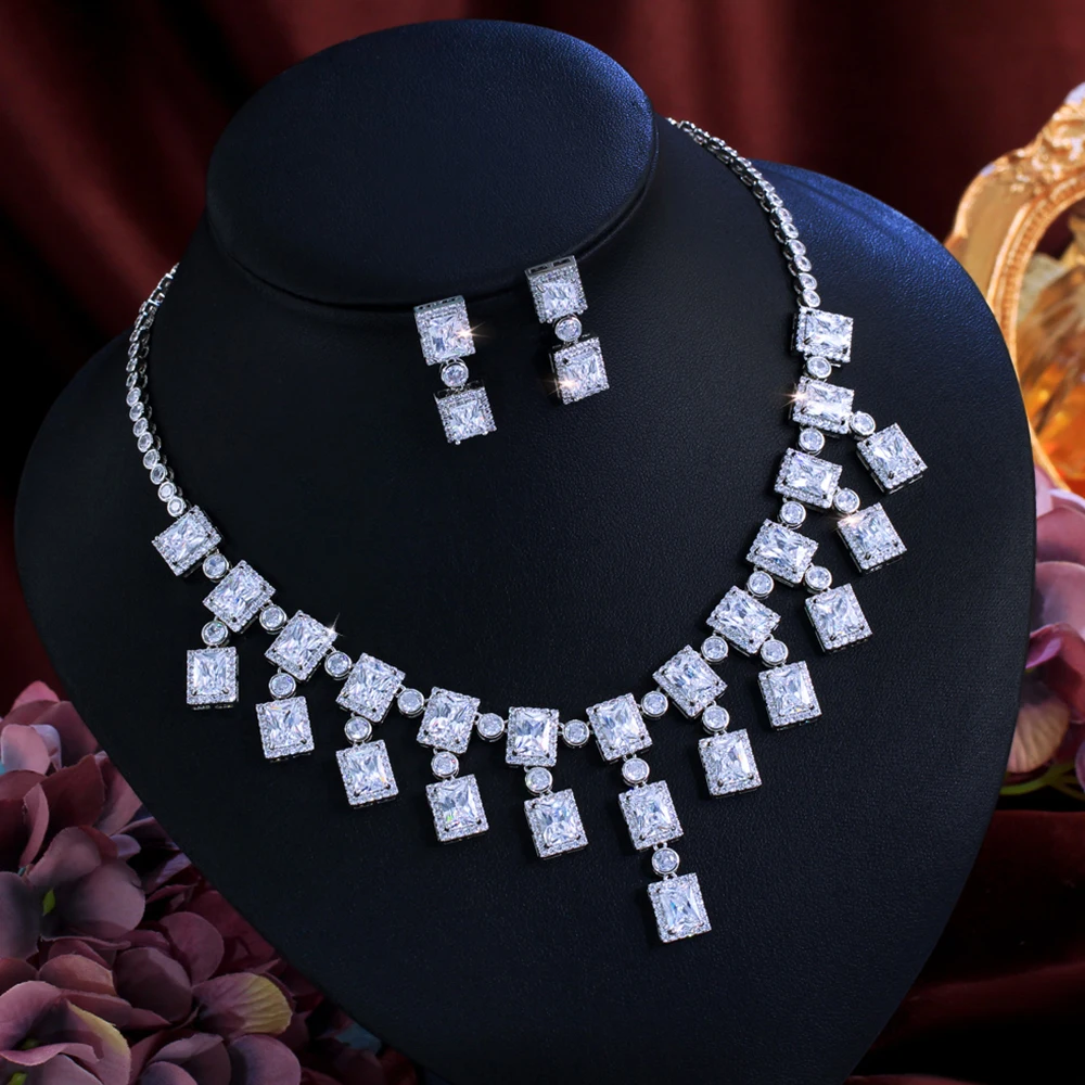 CWWZircons Women's Luxury Shiny CZ Crystal Big Square Drop Tassel Necklace And Earring Jewelry Set for Wedding Party Accessory T
