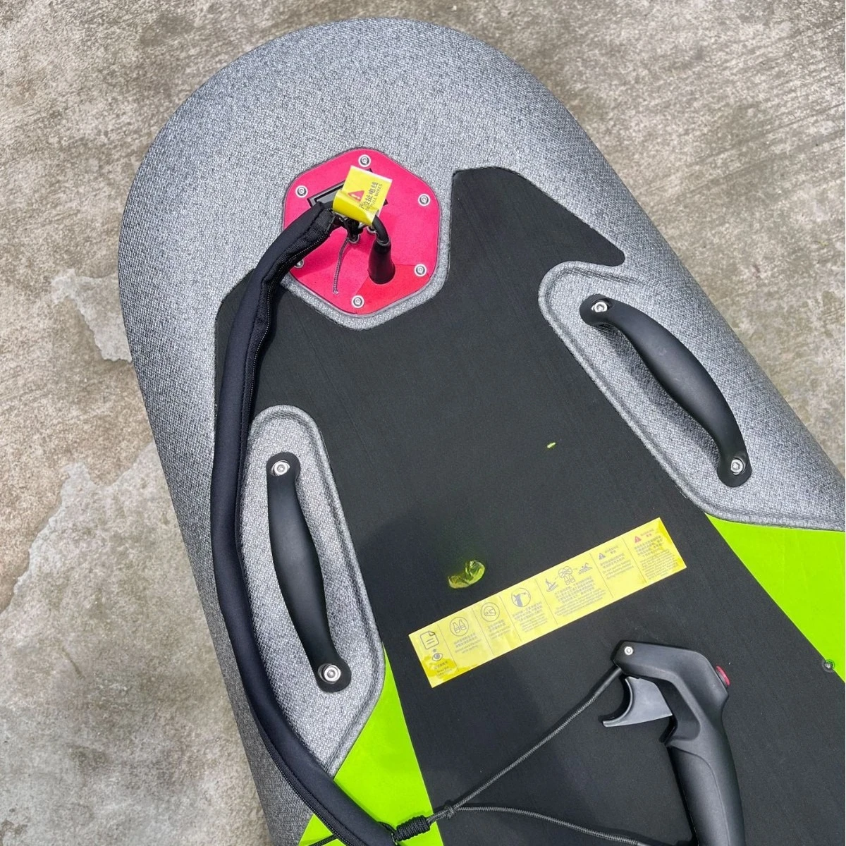 Watch the gray machine power surfboard water sports 48v electric surfboard paddle