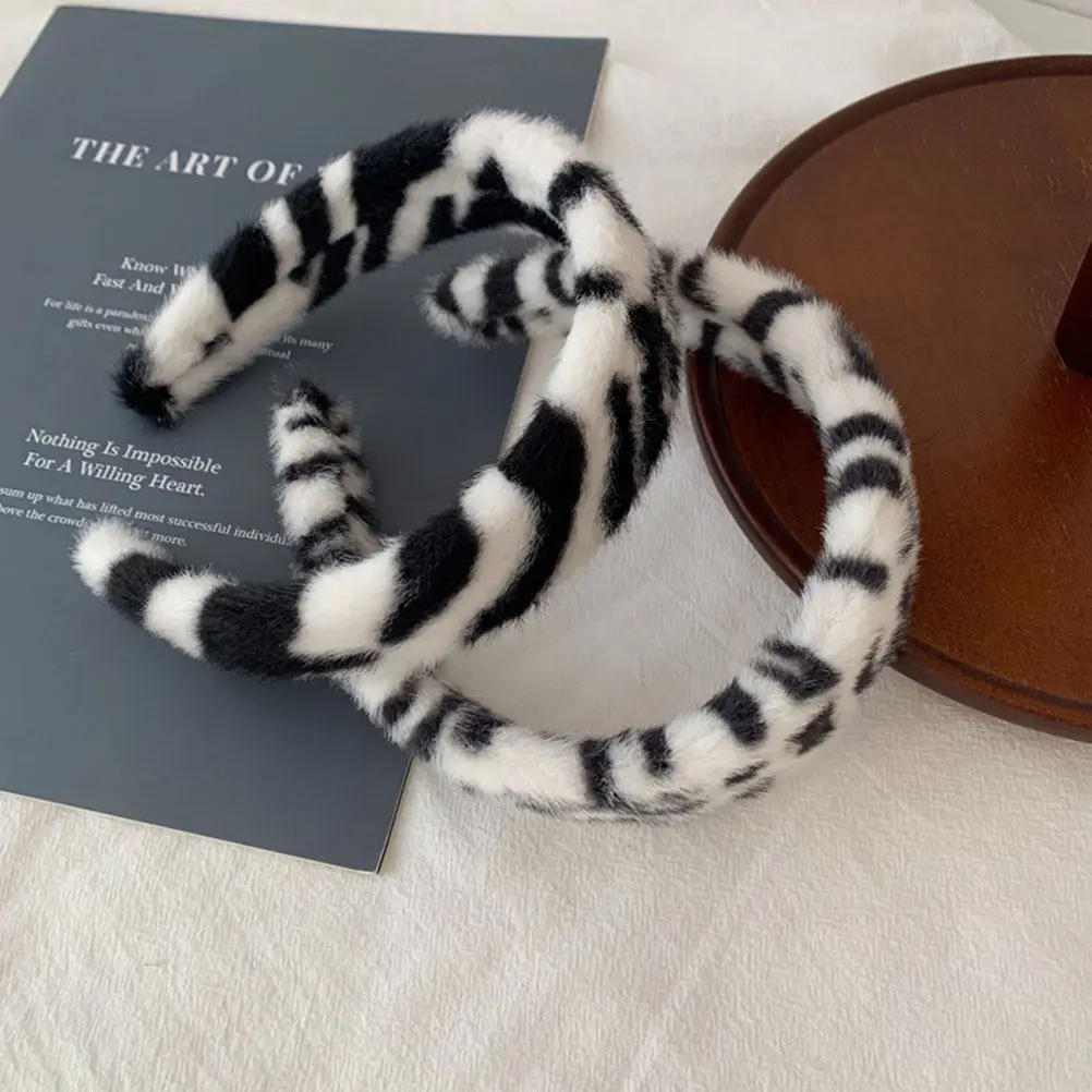 

2Pcs Zebra Print Hair Hoop Creative Wide Headband for Women Breathable Comfortable Daily Head Accessory Girls Stylish Hairwear