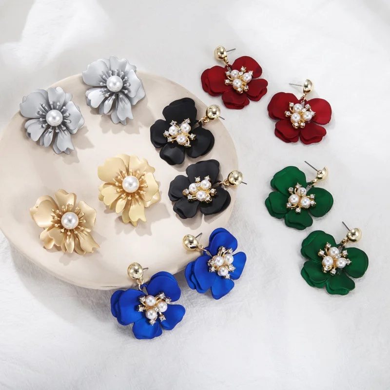 Painted flower explosion earrings with pearl earrings 2020 new jewelry Korea Dongdaemun temperament fashion earrings