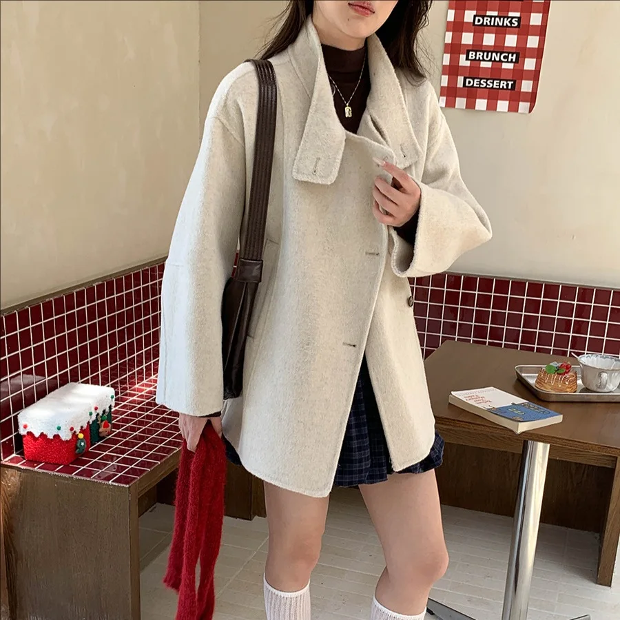 

Women's Winter 2025 Casual Lace-Up Wool Long Sleeve Single-Breasted Coat New Style