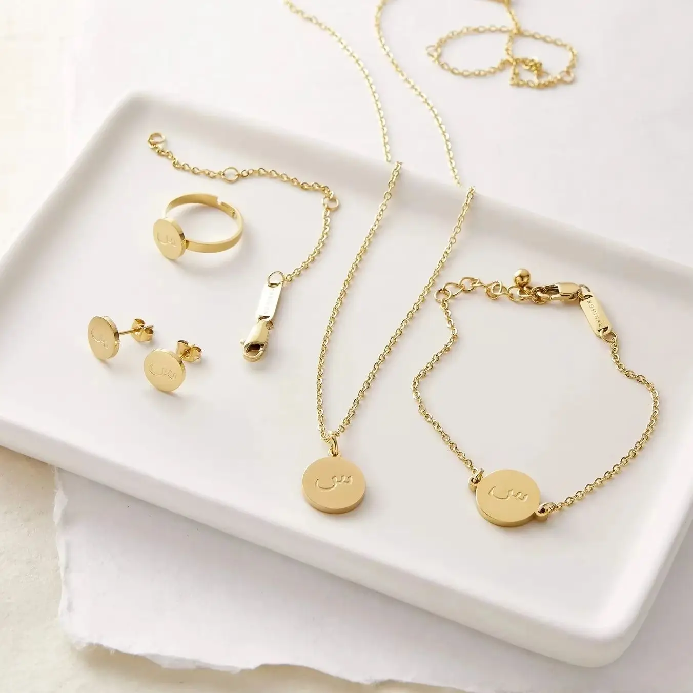 

Высококачественный комплект ювелирных изделий с арабскими инициалами по индивидуальному заказу, браслет, ожерелье, серьги, мусульманский комплект ювелирных изделий, подарок матери для мамы